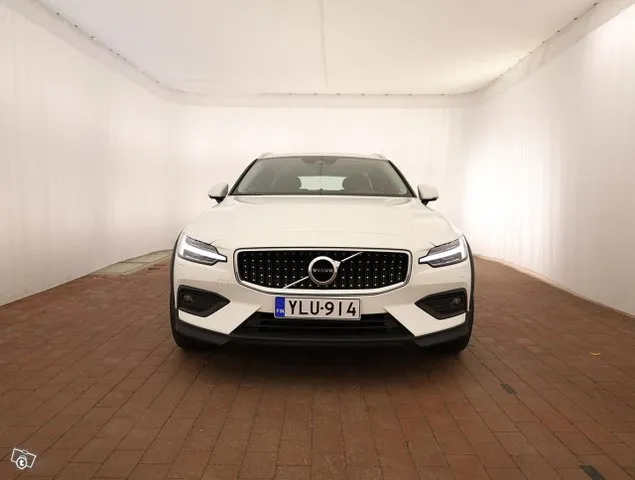 Volvo V60 D4 AWD aut - Pa-lämmitin, Adapt. vakionopeudensäädin, Volvo On Call - J. autoturva - Ilmainen kotiintoimitus Image 5